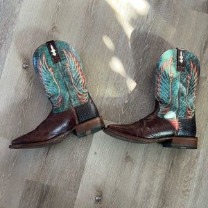Ariat mens 8.5D cowboy western boots
